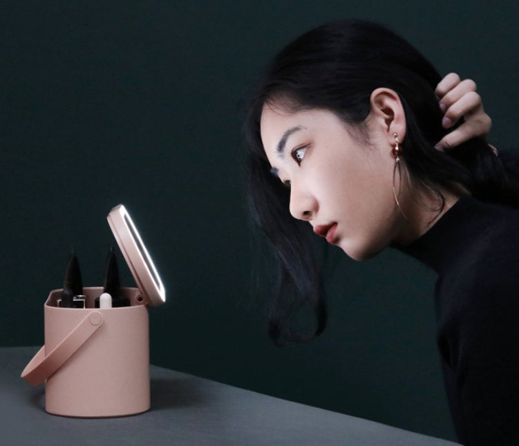 Portable LED Cosmetic Organizer